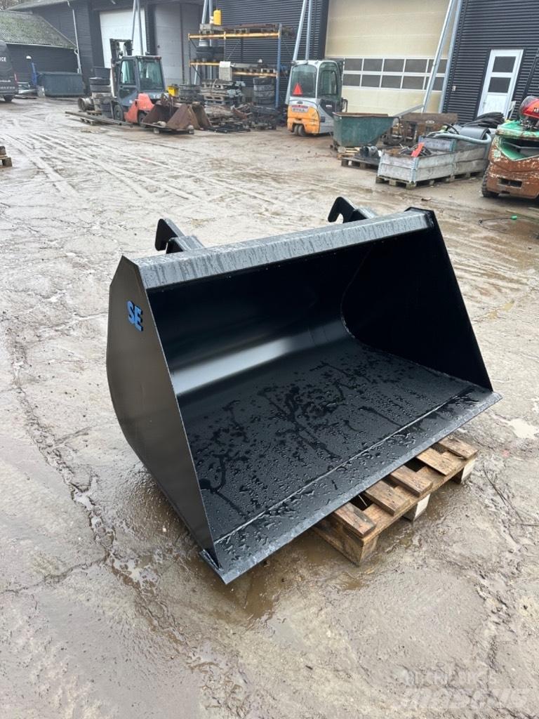 JCB Jordskovl Schaufeln