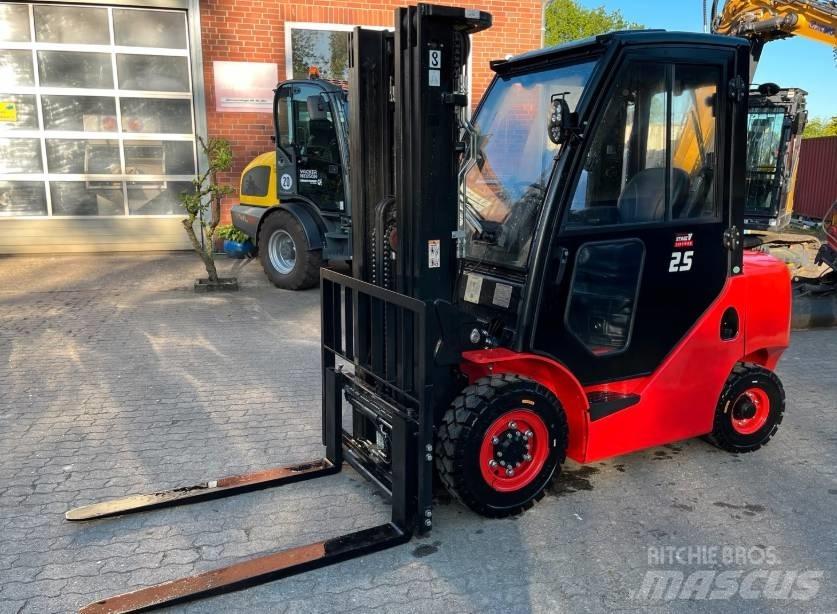 Hangcha CPCD 25 Dieselstapler