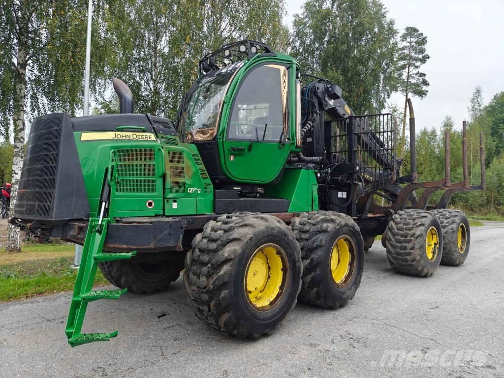 John Deere 1210 E Harvester