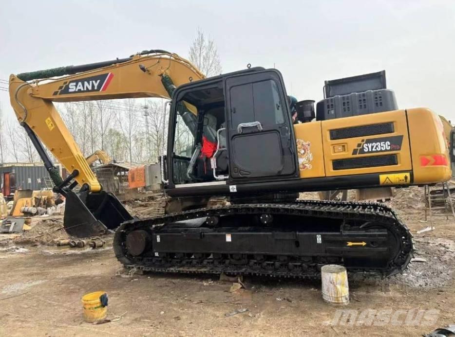 Sany SY 215 C Raupenbagger