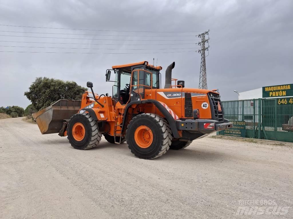 Doosan DL 300-5 Radlader