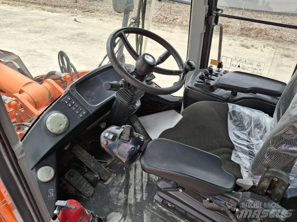 Doosan DL 300-5 Radlader