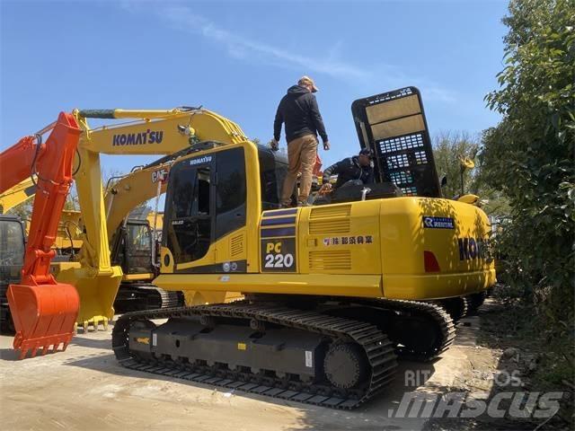 Komatsu PC 220-8 Raupenbagger