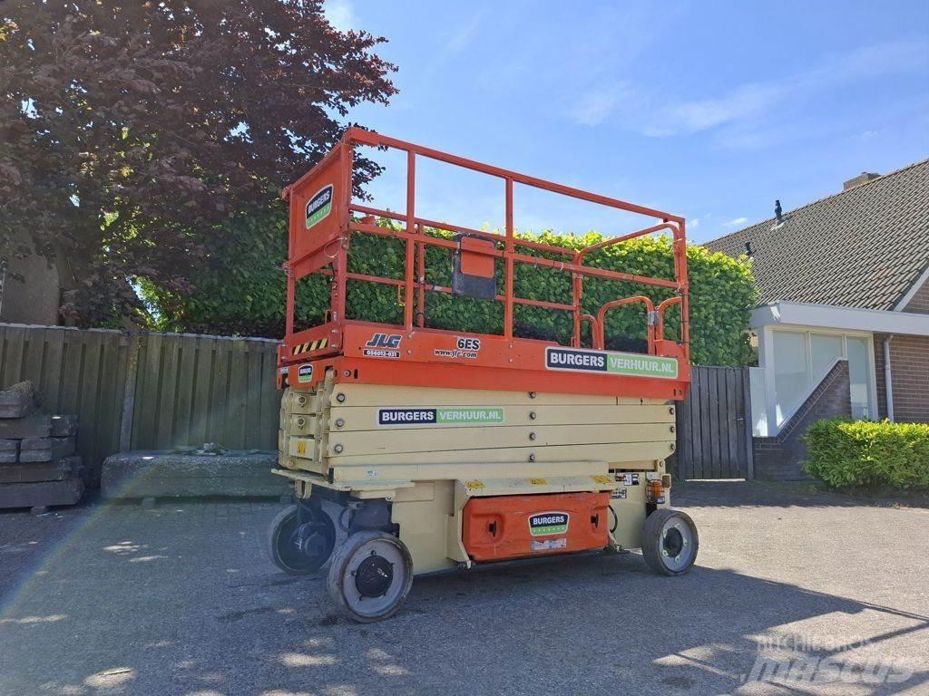 JLG 3246ES Scheren-Arbeitsbühnen