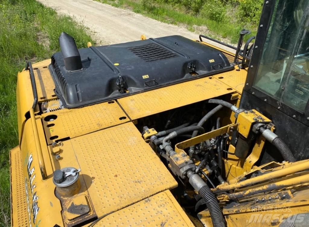 CAT 320 D FM Gelenkausleger Lader