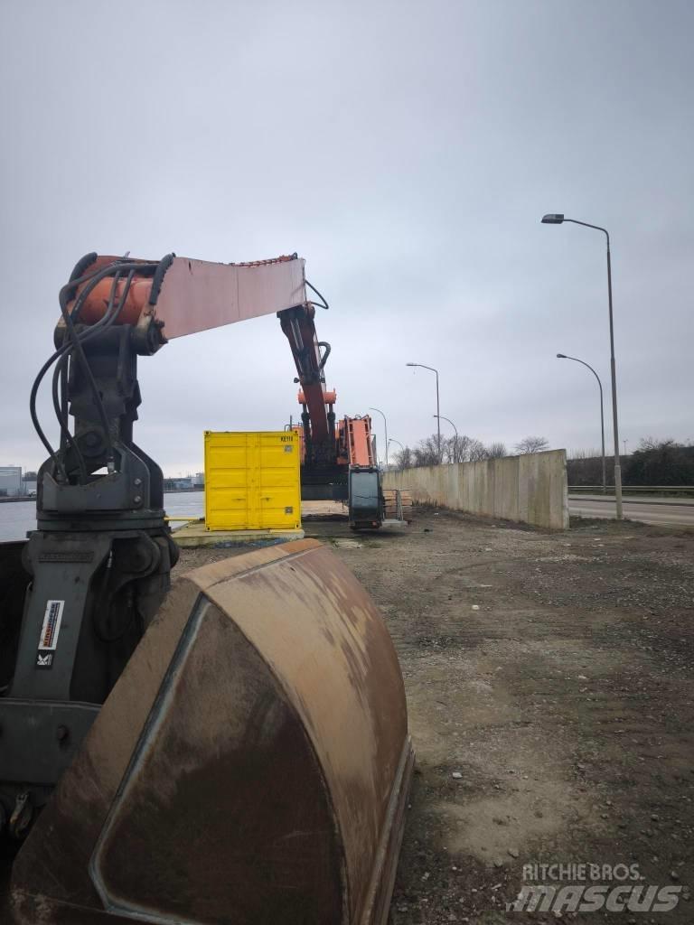 Mantsinen 100RHC Materialumschlag