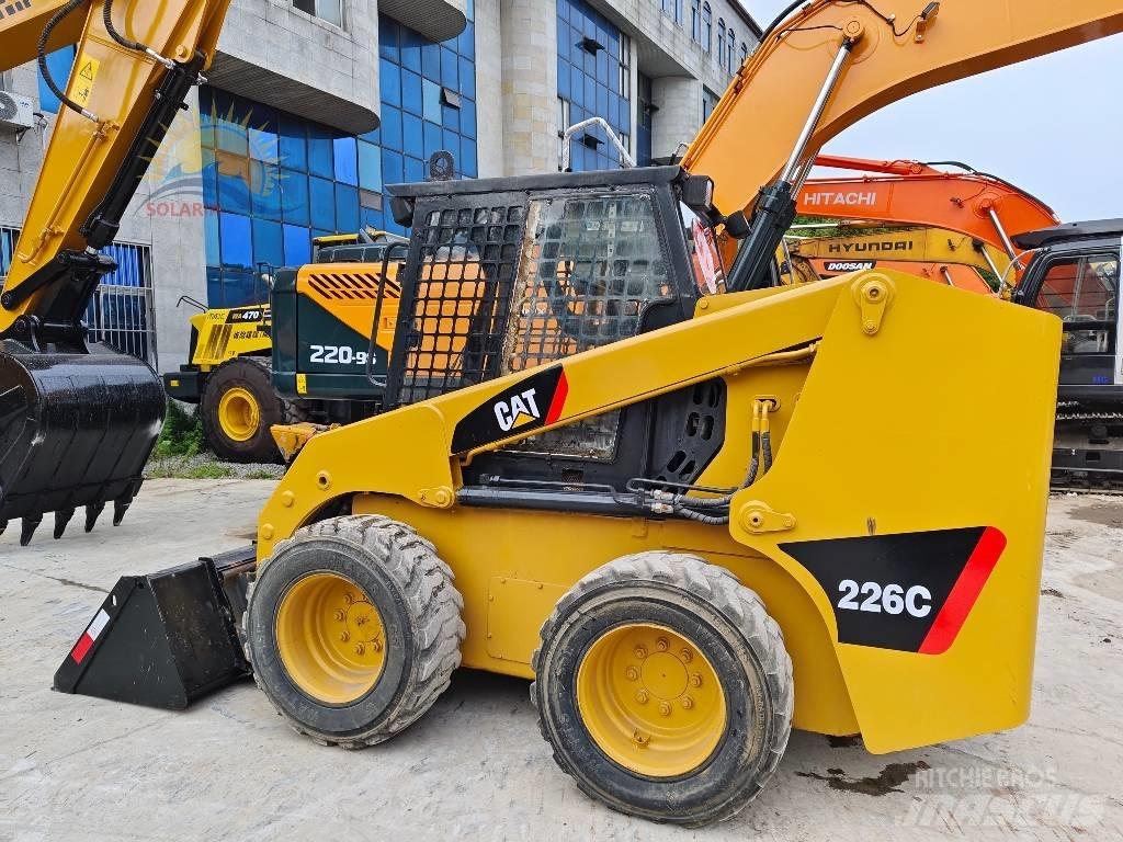 CAT 226c Kompaktlader