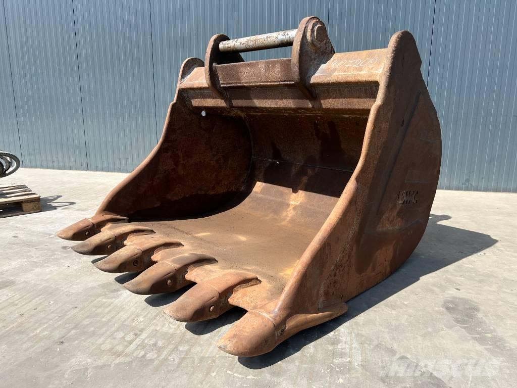 OilQuick OQ90 Schaufeln