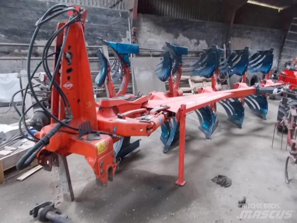 Kuhn Vari-Master 122 Wendepflüge