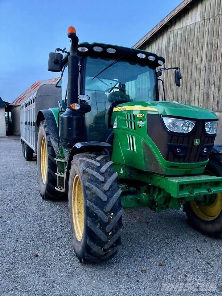 John Deere 6120 R Traktoren
