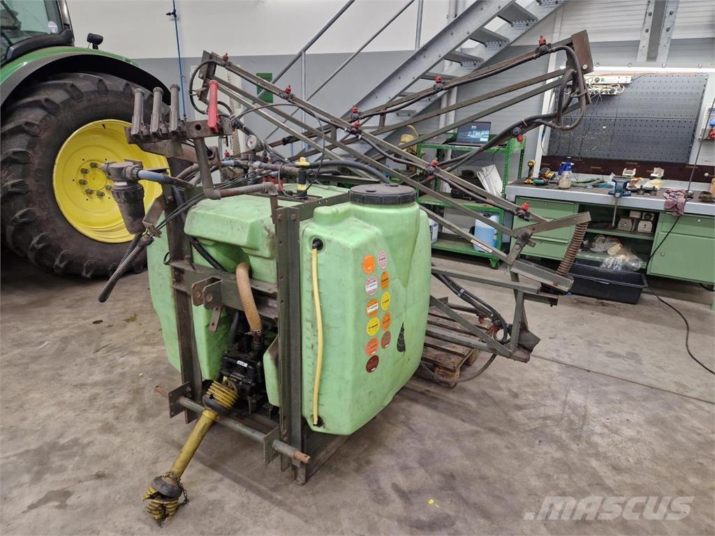 Tecnoma 800 Liter Anhängespritzen