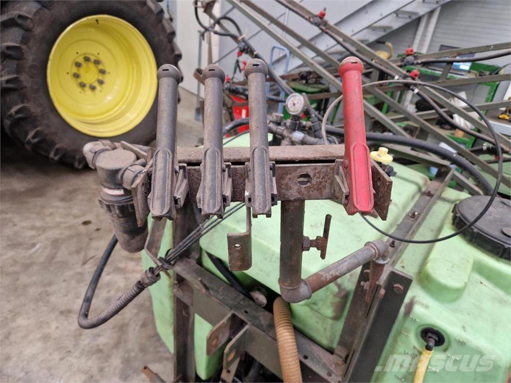 Tecnoma 800 Liter Anhängespritzen