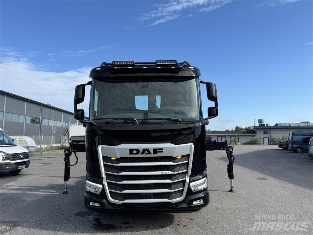 DAF XF 530 FAW 8X4 Kranwagen
