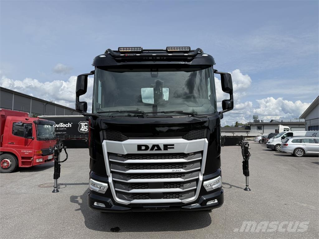 DAF XF 530 FAW 8X4 Kranwagen