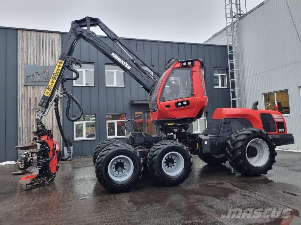 Komatsu 931 Harvester