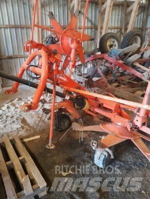 Kuhn GF 5001 Kreiselheuer/-wender
