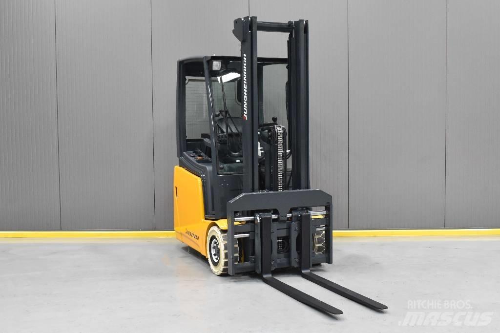 Jungheinrich EFG 215 Elektrostapler