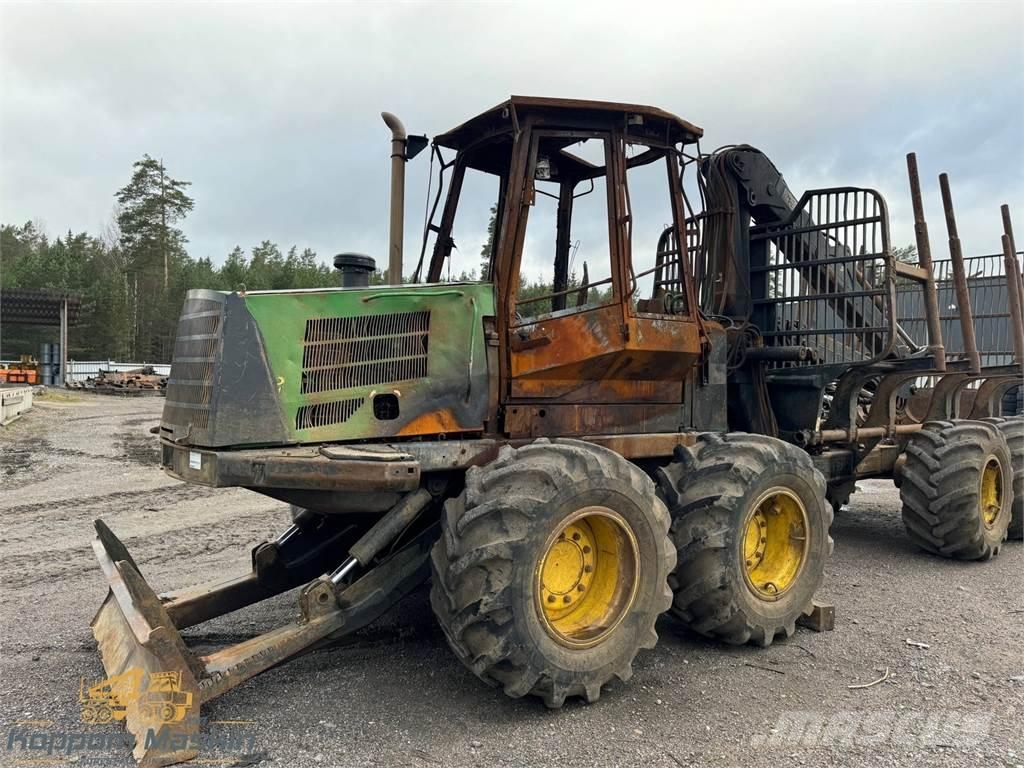 John Deere 1110D Forwarder