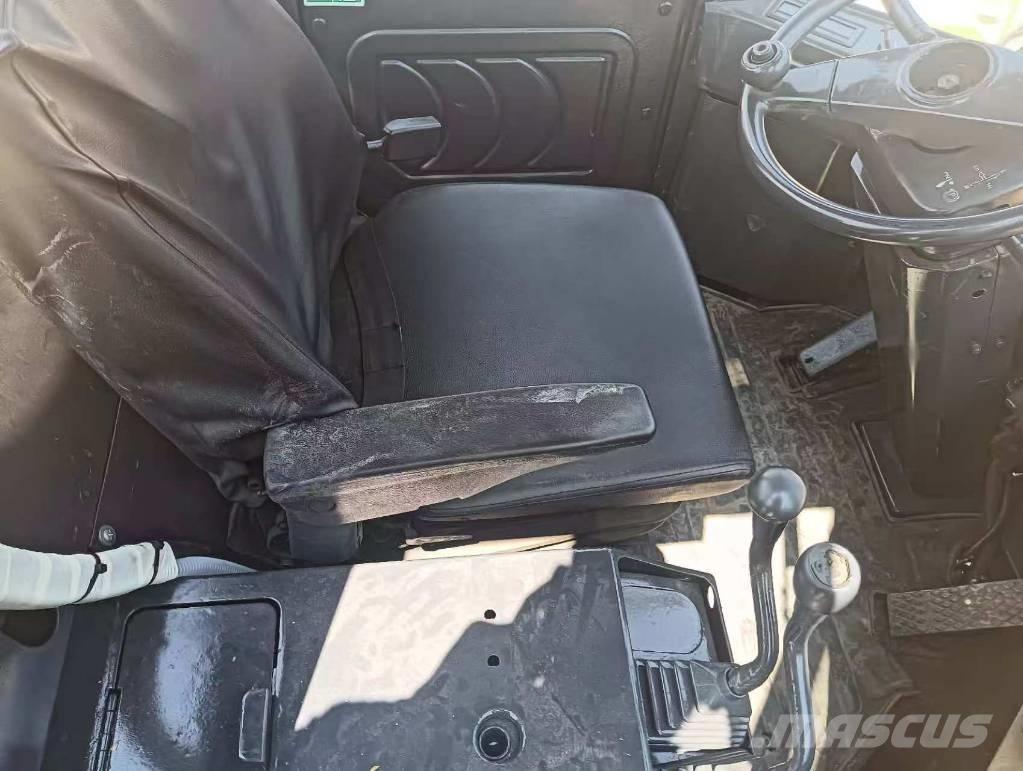 Komatsu WA 470-3 Radlader