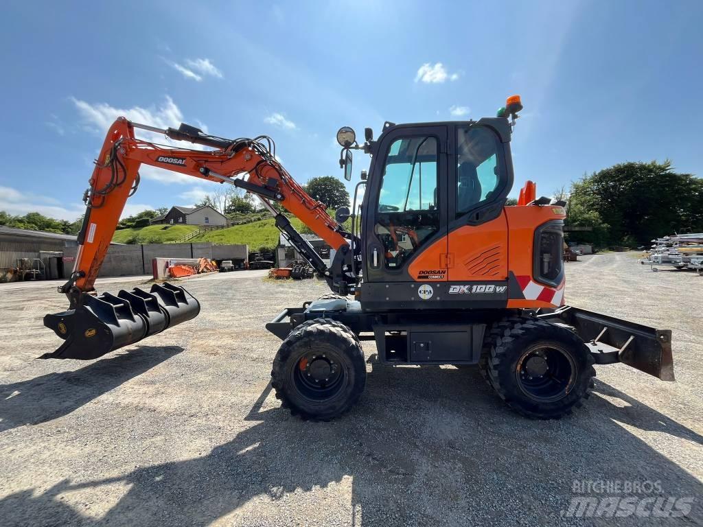Develon DX 100 W-7 Mobilbagger