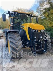 JCB Fastrac 4220 Traktoren
