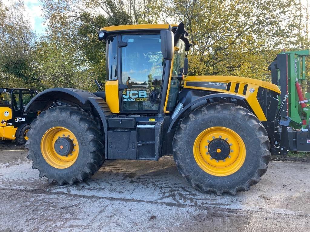 JCB Fastrac 4220 Traktoren