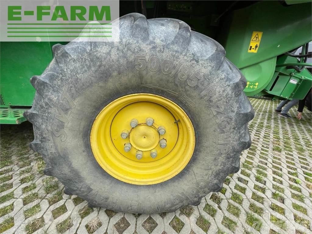 John Deere S690i Mähdrescher