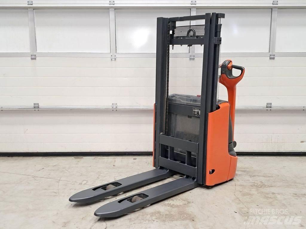 Linde L10B Deichselstapler