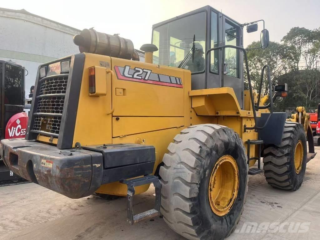 TCM L 27 Radlader