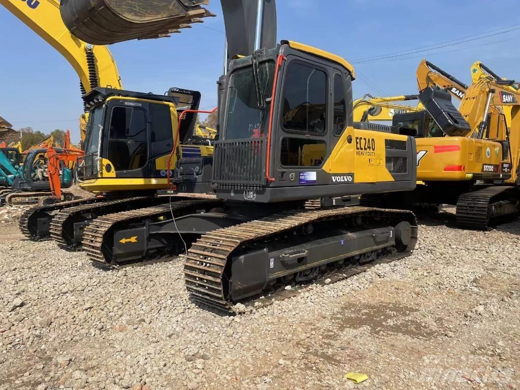 Volvo ec240 Long Reach Bagger
