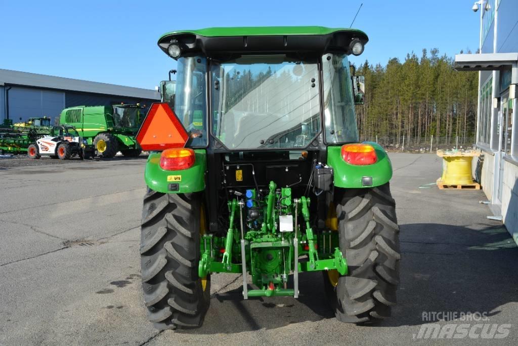 John Deere 5058E Traktoren