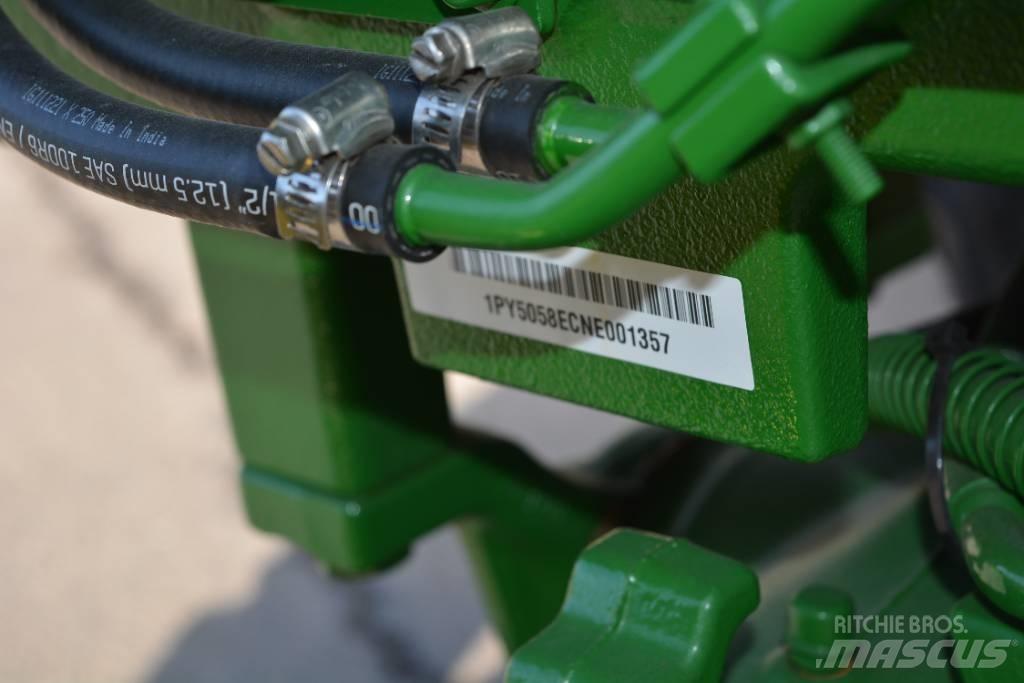 John Deere 5058E Traktoren