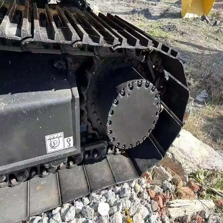 Sany SY 215 C Raupenbagger