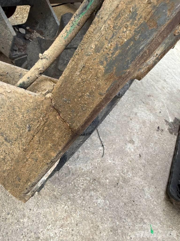 Ausa D 250 RH GS Minidumper