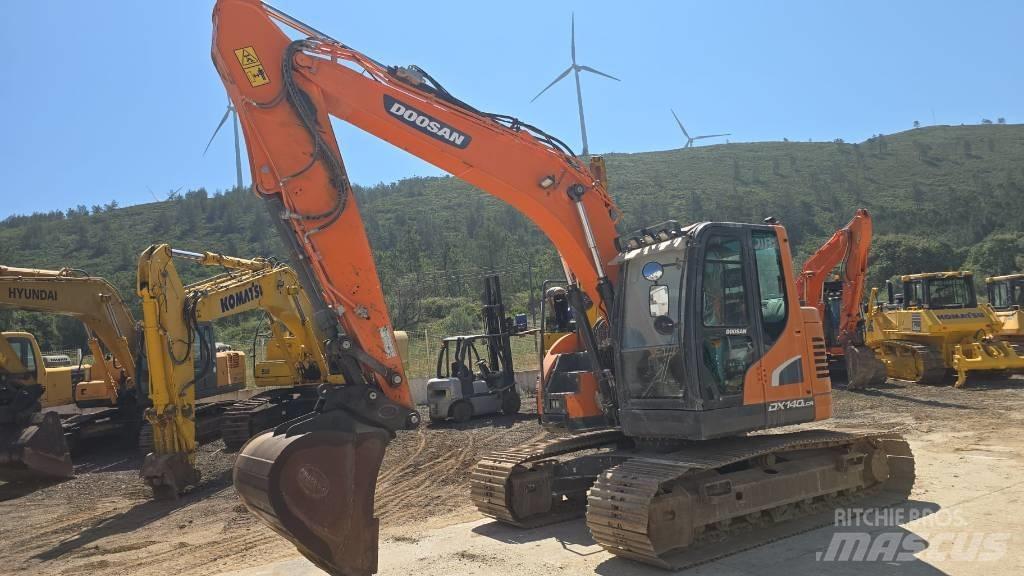 Doosan DX140LCR-5 Raupenbagger