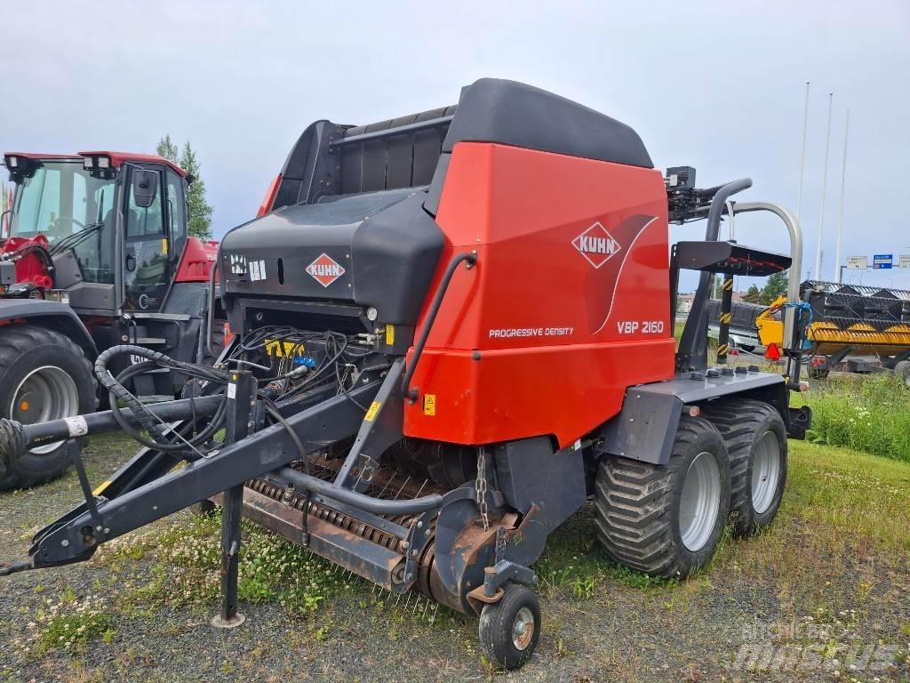 Kuhn VBP 2160 OC 23 Rundballenpressen