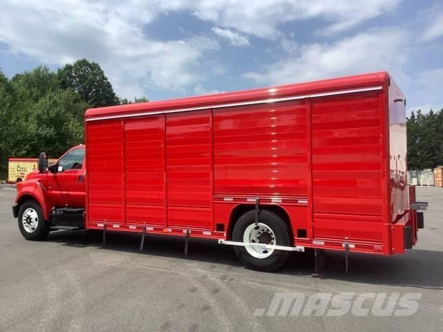 Ford F650 Getränkewagen