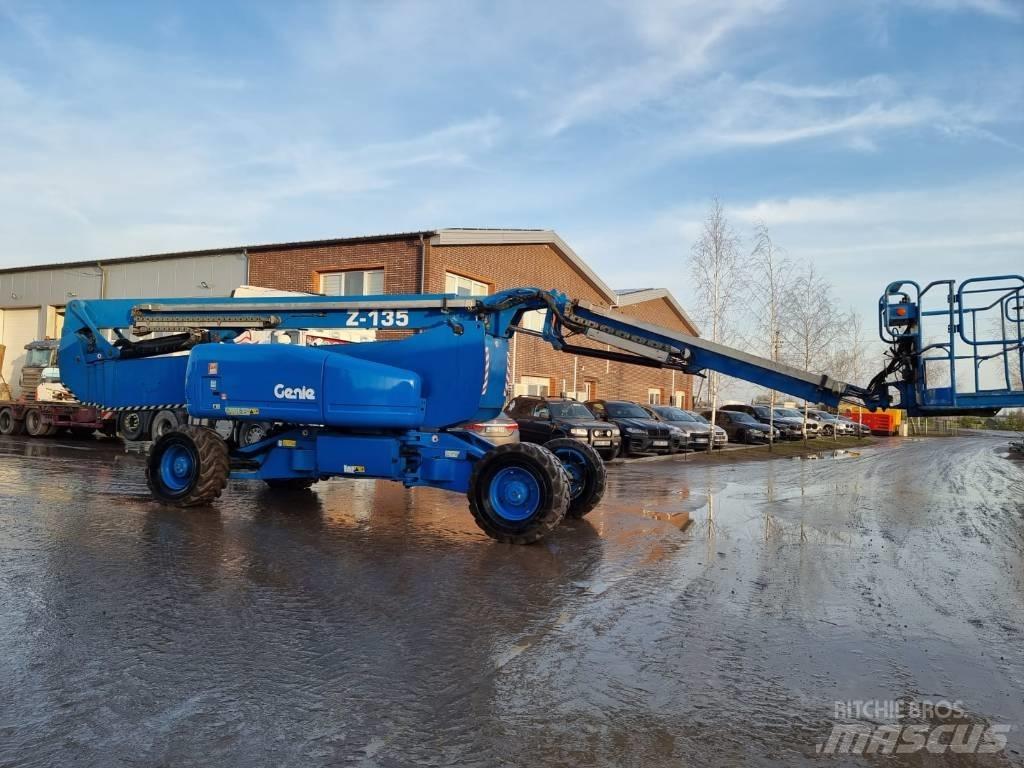 Genie Z 135 4x4 Gelenkteleskoparbeitsbühnen