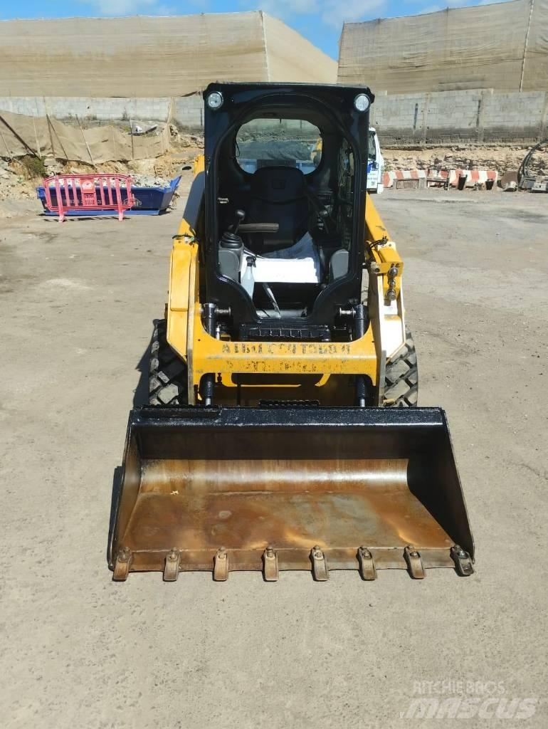 CAT 226 D Kompaktlader