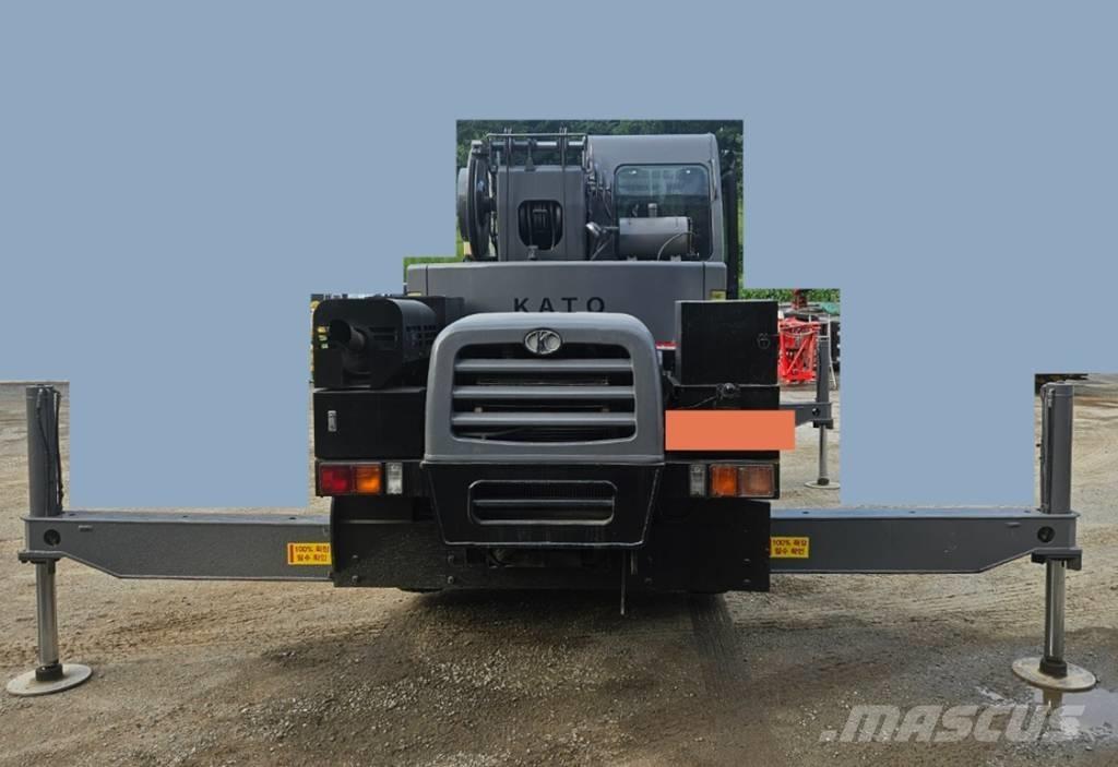 Kato KRM-13H-2 All-Terrain-Krane