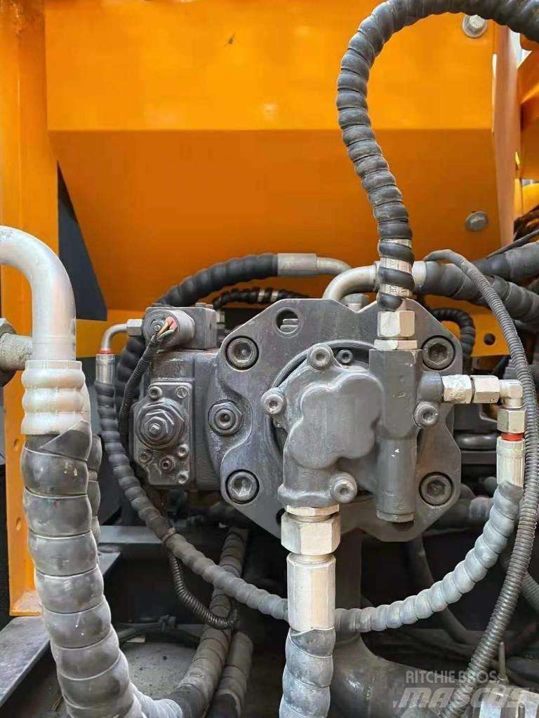 Sany SY 135 C Raupenbagger