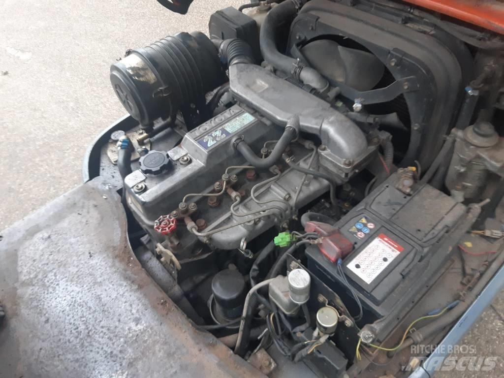 Toyota 6 FDF 25 Dieselstapler