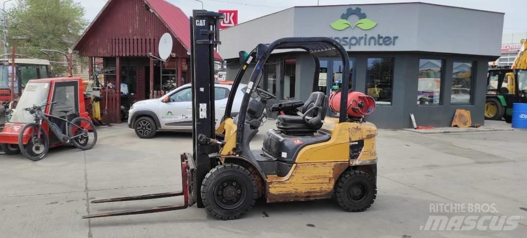 CAT GP 25 N Gasstapler
