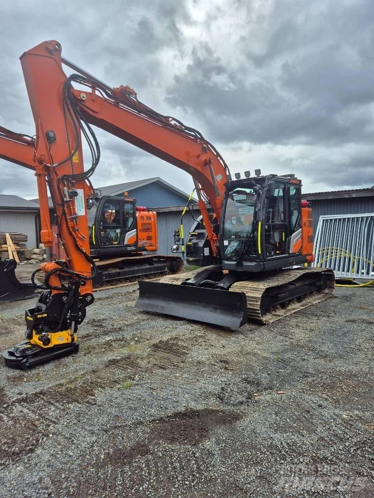Hitachi ZX 135 US -7 Raupenbagger