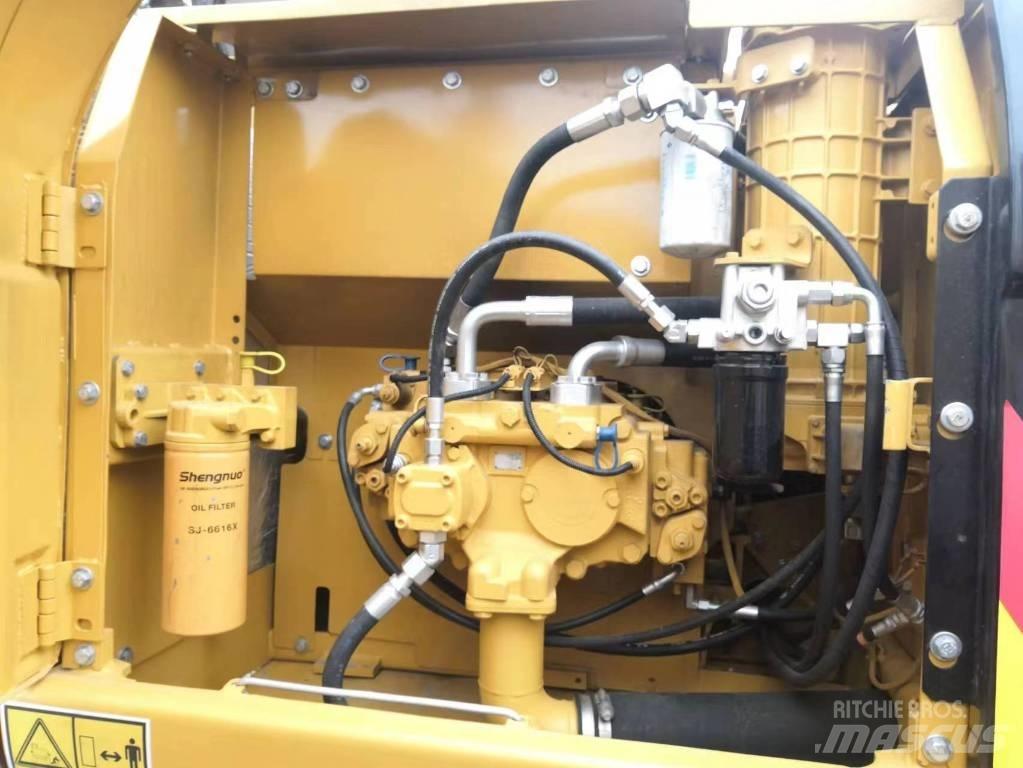 CAT 320 D L Raupenbagger