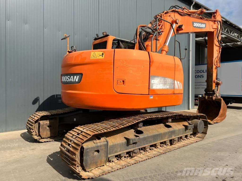 Doosan DX235LCR Raupenbagger