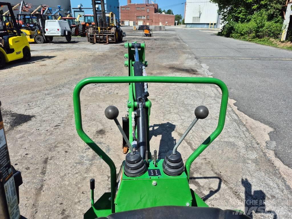 John Deere 1025 R Traktoren