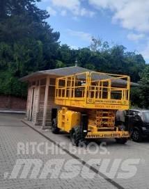 Haulotte H 15 SX Scheren-Arbeitsbühnen