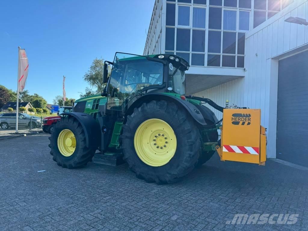 John Deere F 440 M Rundballenpressen