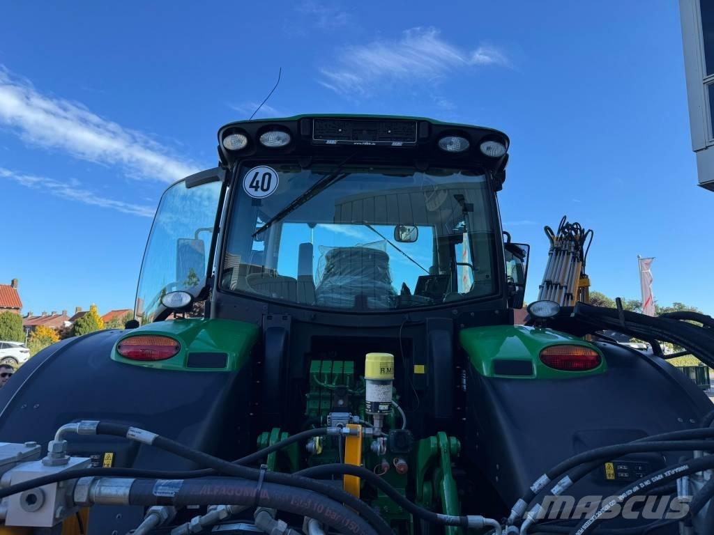 John Deere F 440 M Rundballenpressen